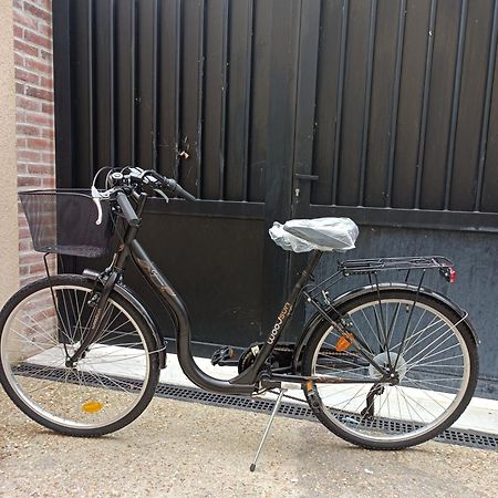 מונטרז'י Magnifique Studio Climatisation, Parking A Velos, Velos En Option, Centre Ville Parking Prive Jardin מראה חיצוני תמונה