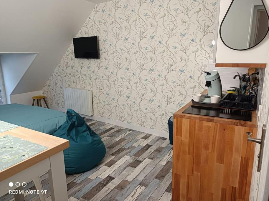 מונטרז'י Magnifique Studio Climatisation, Parking A Velos, Velos En Option, Centre Ville Parking Prive Jardin מראה חיצוני תמונה